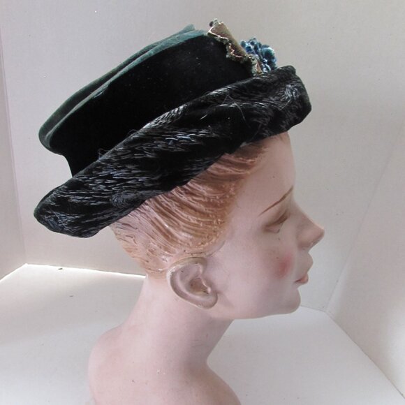 Antique Edwardian Style Black & Green Velvet Hat main image 12